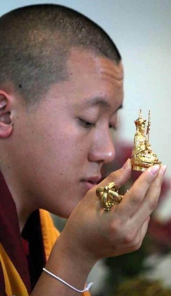 Meditatie - Oefenen - Dilgo Khyentse Yangsi Rinpoche.jpg - (c) 2022 sw Nirav Beej - TantraTempel